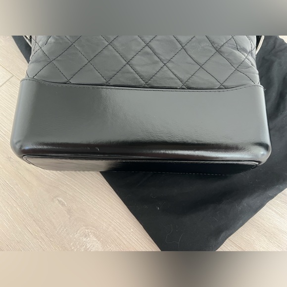 Chanel medium black gabrielle bag - Picture 9 of 14